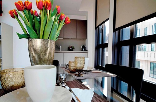San Babila Apartment | San Babila Central Tower by Rentopolis - High-end 1bdr with panoramic terrace overlooking Duomo