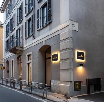 Porta Genova Hotel | Savona 18 Suites