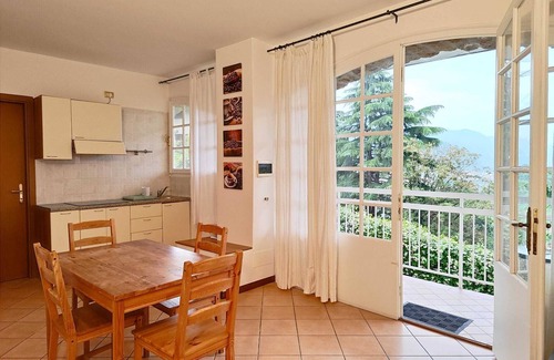 Villongo Apartment | Scenic flat in the Villongo Castle park near the Iseo lake