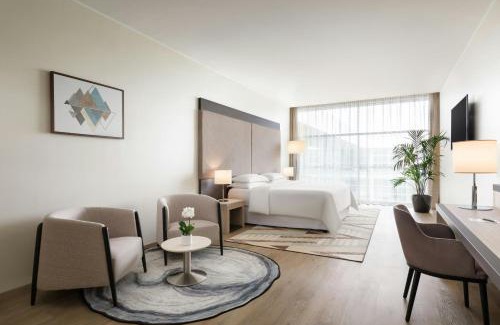 Ferno Hotel | Sheraton Milan Malpensa Airport Hotel & Conference Centre