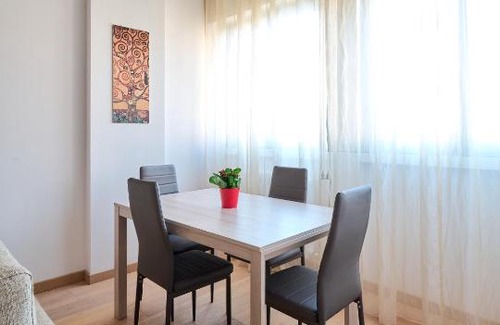 Zona Farini Apartment | Skyline Apartment