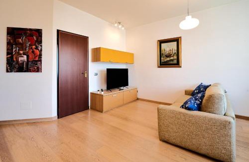 Zona Farini Apartment | Skyline Apartment