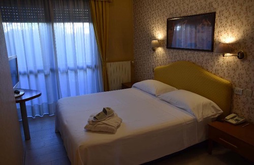 Dalmine Hotel | Spa Hotel Parigi 2