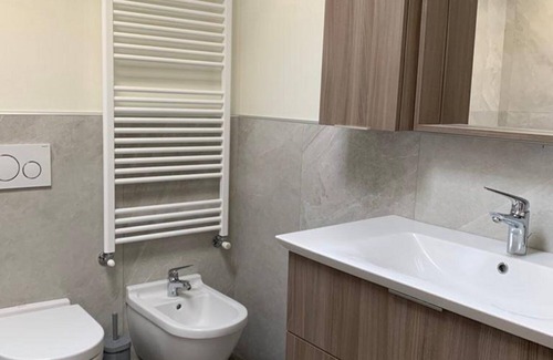 Novate Milanese Apartment | Spacious, quiet and bright apartment close to:Fairs Airports Center MI