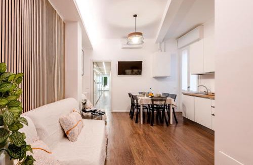 Central Station Apartment | StayEasy Petrella21 - 4 Bedrooms, 3 baths - Central Station