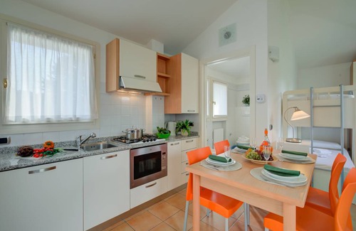 Porlezza Apartment | Studio flat ∙ 4 guests