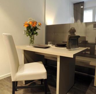 Maggiolina Apartment | Studio Inn Centrale & Milano Urban Padel
