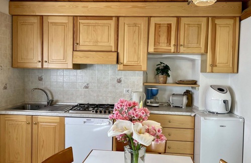Verceia House | Stunning private villa for 3 guests with WIFI, TV, terrace and pets allowed
