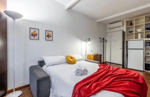 Porta Genova Apartment | Suite Navigli Delight - In Navigli's Heart