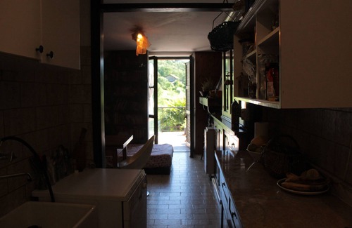 Lierna Apartment | THE ALCHEMICAL ALCOVE