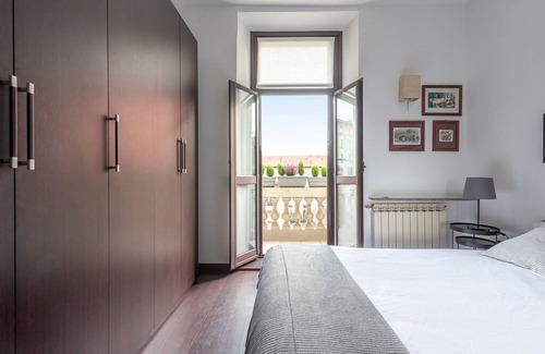 Zona Farini Apartment | Urban District Apartments - Milan Lancetti Style (1BR)