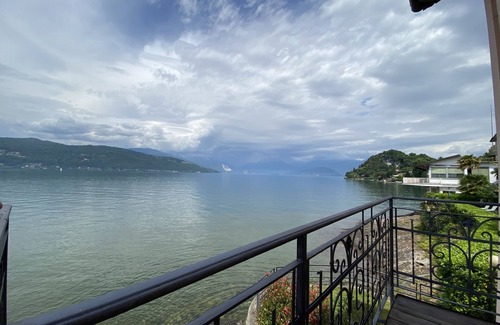 Sasso Moro Condo | Vacation apartment directly on the lake