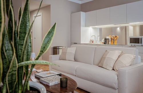 Zona Risorgimento Apartment | Via Melzo Deluxe Suite
