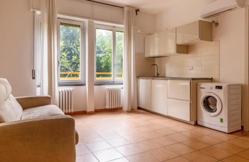 Milan Apartment | Via Serrati 21