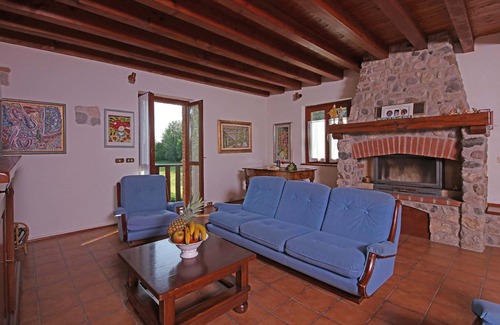 Polpenazze del Garda Villa | Villa Girasole - Four Bedroom Villa, Sleeps 10