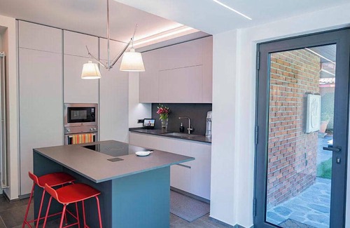 Laveno Mombello Villa | Villa Laveno Summary: