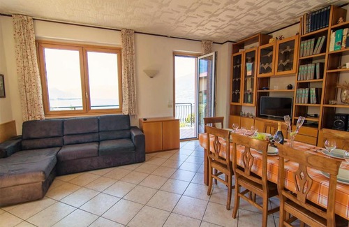Olgiasca House | VILLA MIMOSA
