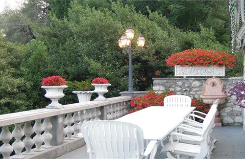 Gargnano Apartment | Villa Pinetina