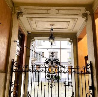 Central Station House | YOUnique Boutique Rooms