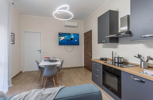 Pavia Apartment | 0649PV - Ares Home