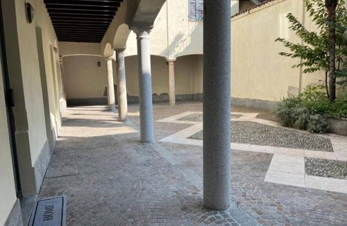 Busto Arsizio Apartment | 1 Bedroom Apartment in Busto Arsizio