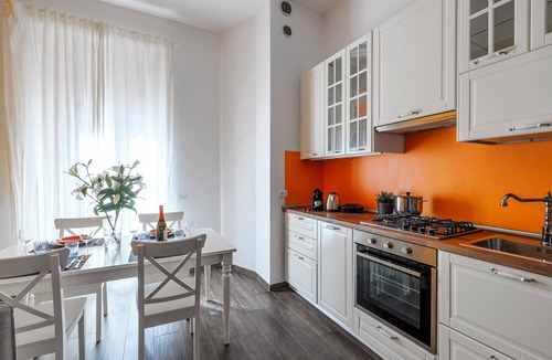 Gioia Apartment | 10 minutes by walk from Central Station, Wifi and Netflix