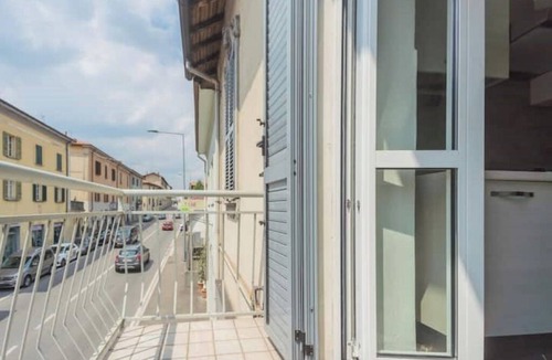 Albate Apartment | 10 minutes from the lake