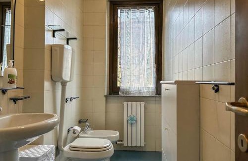 Peschiera Borromeo Apartment | [10 minuti dall'aeroporto] Linate Studio Flat