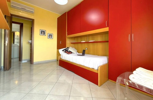 Gallaratese Apartment | 100 m² Apartment ∙ 3 bedrooms ∙ 6 guests