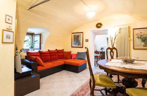 Morbegno Apartment | 100 m² Apartment ∙ 1 bedroom ∙ 4 guests