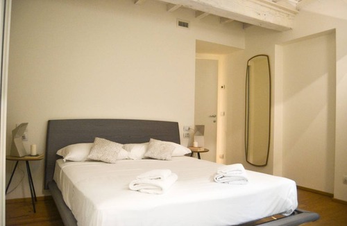 Cerchia dei navigli Apartment | 100 m² Apartment ∙ 2 bedrooms ∙ 4 guests