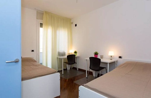 Bicocca Other | 100 m² Shared room ∙ 1 bedroom ∙ 2 guests