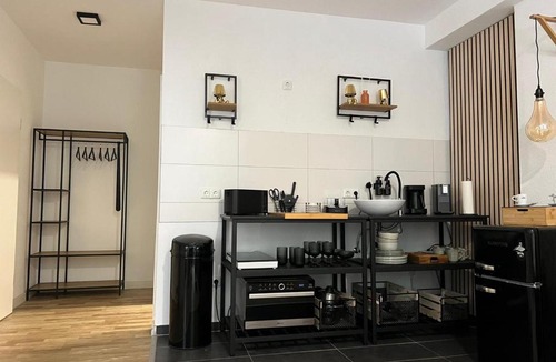 Velbert Apartment | 100m E-Ladestation - max 4 pers - Düsseldorf - Ruhrgebiet - Pilgerstätte