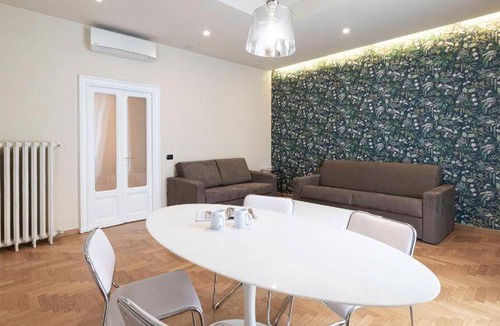 Magenta Apartment | 109 m² Apartment ∙ 3 bedrooms ∙ 11 guests