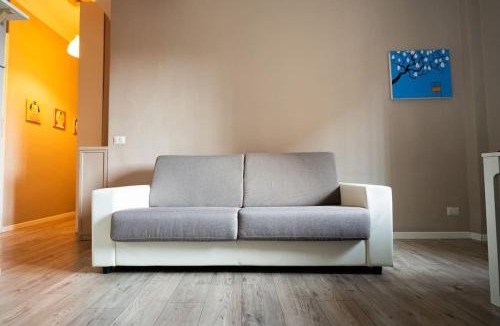 Precotto Apartment | [10min to Downtown] Bright and Stylish apartment