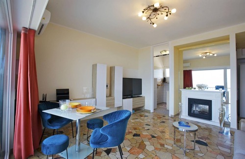 Villaggio Belmonte Apartment | 1½ room apartment with balcony and breathtaking lake view in a residence with pool