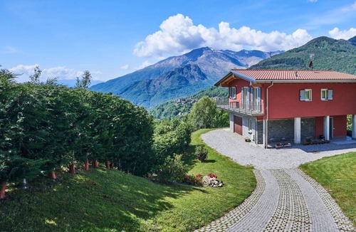 Peglio Other | 110 m² Accommodation ∙ 4 bedrooms ∙ 8 guests