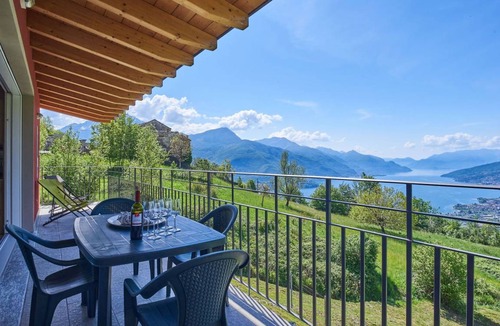Peglio Other | 110 m² Accommodation ∙ 4 bedrooms ∙ 8 guests