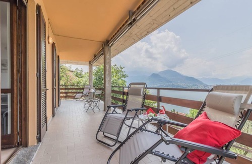 Fiumelatte Apartment | 110 m² Apartment ∙ 3 bedrooms ∙ 6 guests