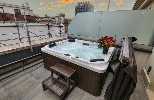 Milan Centre Apartment | 110 m² Apartment ∙ 2 bedrooms ∙ 6 guests