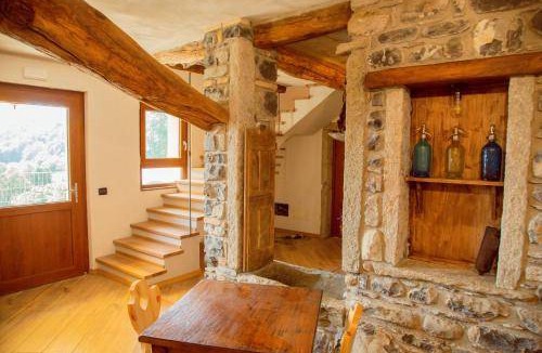 Centro Valle Intelvi House | 12 m² Farmhouse ∙ 3 guests