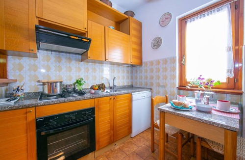 Castelveccana Apartment | 120 m² Apartment ∙ 6 bedrooms ∙ 10 guests