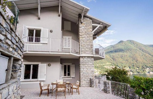 Moltrasio Apartment | 120 m² Apartment ∙ 2 bedrooms ∙ 7 guests