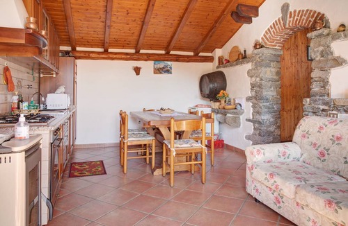 Colorina House | 120 m² House ∙ 2 bedrooms ∙ 6 guests
