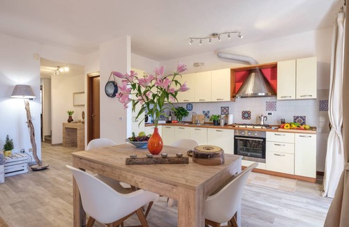 Ispra House | 120 m² House ∙ 3 bedrooms ∙ 6 guests