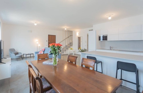 Lezzeno Apartment | 130 m² Apartment ∙ 2 bedrooms ∙ 6 guests
