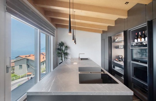 Lezzeno Apartment | 130 m² Apartment ∙ 2 bedrooms ∙ 4 guests