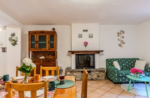 Claino Con Osteno House | 130 m² House ∙ 1 bedroom ∙ 5 guests