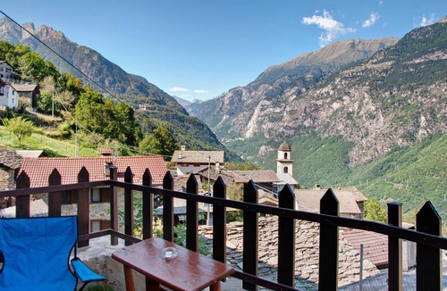 San Giacomo Filippo House | 130 m² House ∙ 4 bedrooms ∙ 8 guests
