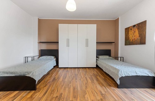 Ticinese Other | 141 m² Shared room ∙ 1 bedroom ∙ 1 guest